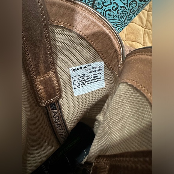 Women’s Ariat boots - Picture 6 of 6